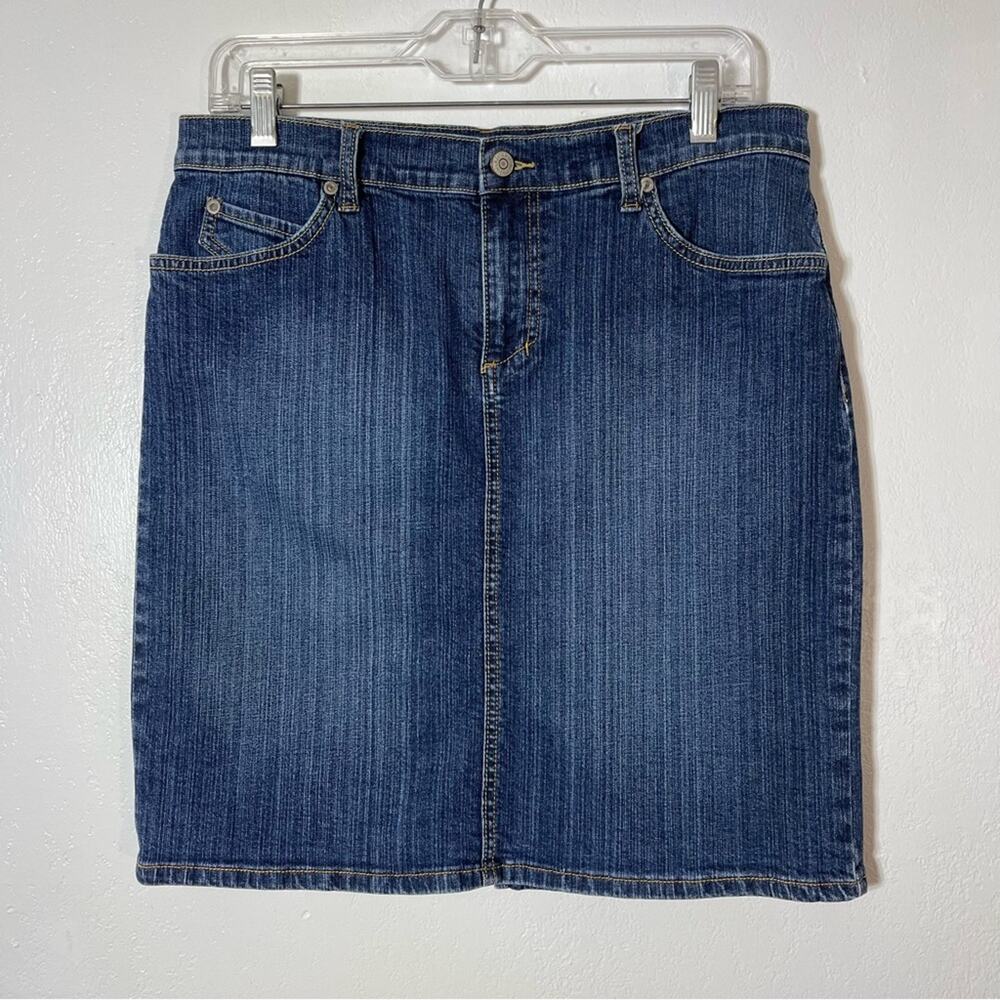 Zena Jeans, Denim Pencil Mini Skirt. Size 8. In excellent condition!